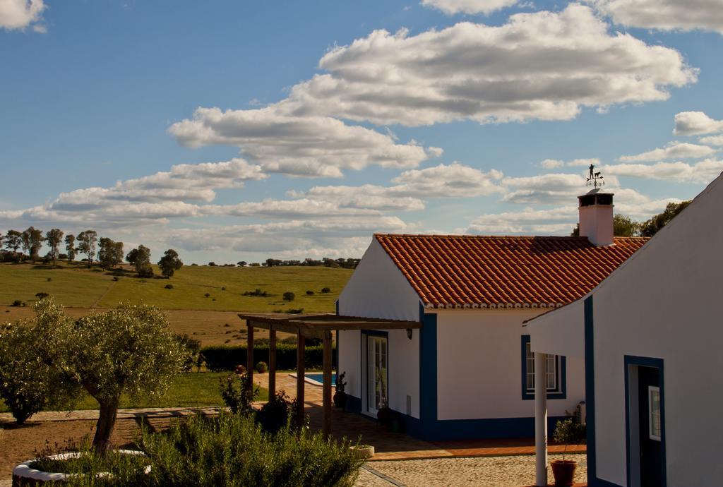 O Monte Do Alhinho - Turismo Rural Monte Costa Kültér fotó